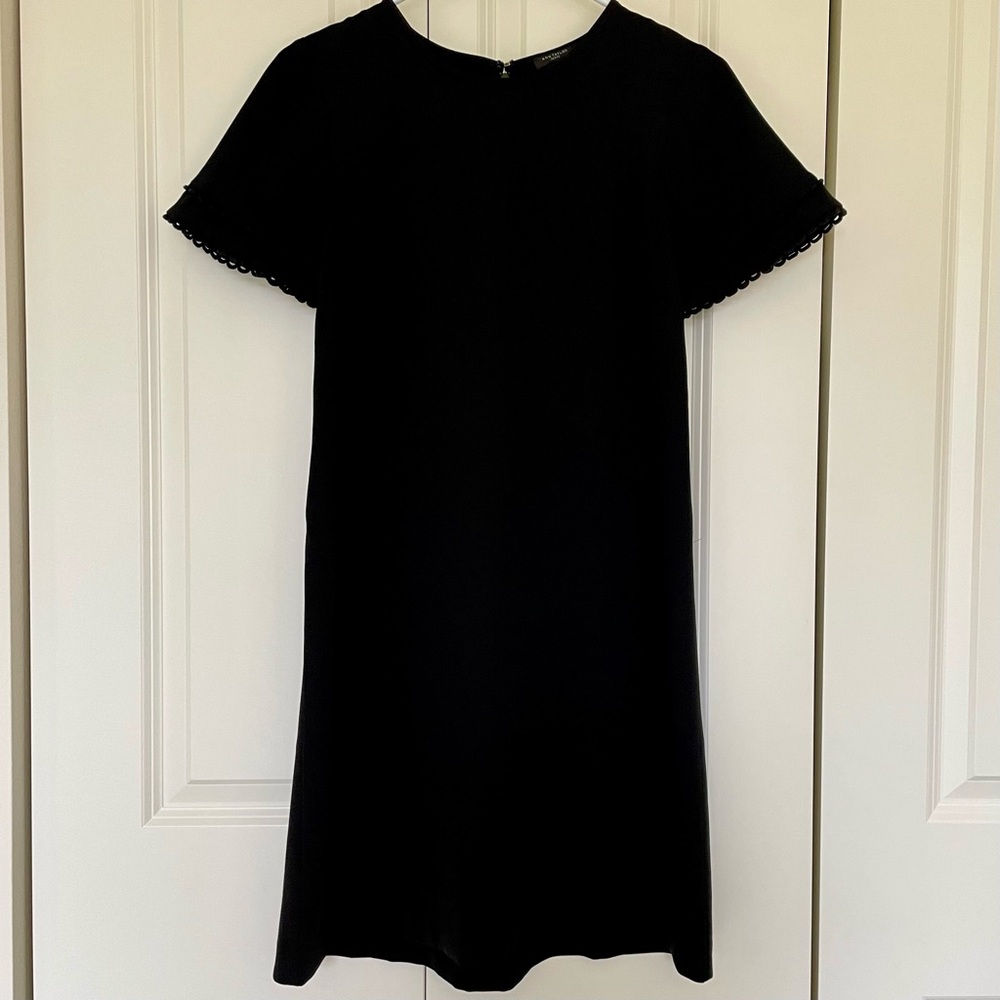 Ann Taylor 2 Petite Scallop Trim Flare Sleeve Black Dress